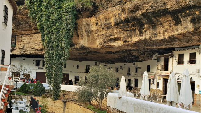 Setenil de las Bodegas